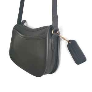Vintage COACH 9031 Wendie crossbody bag
